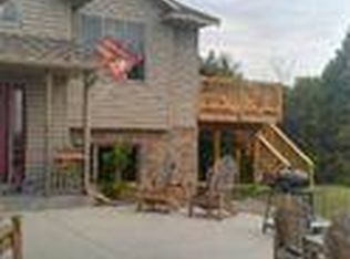1004 N Lake Dr, Braham, MN 55006