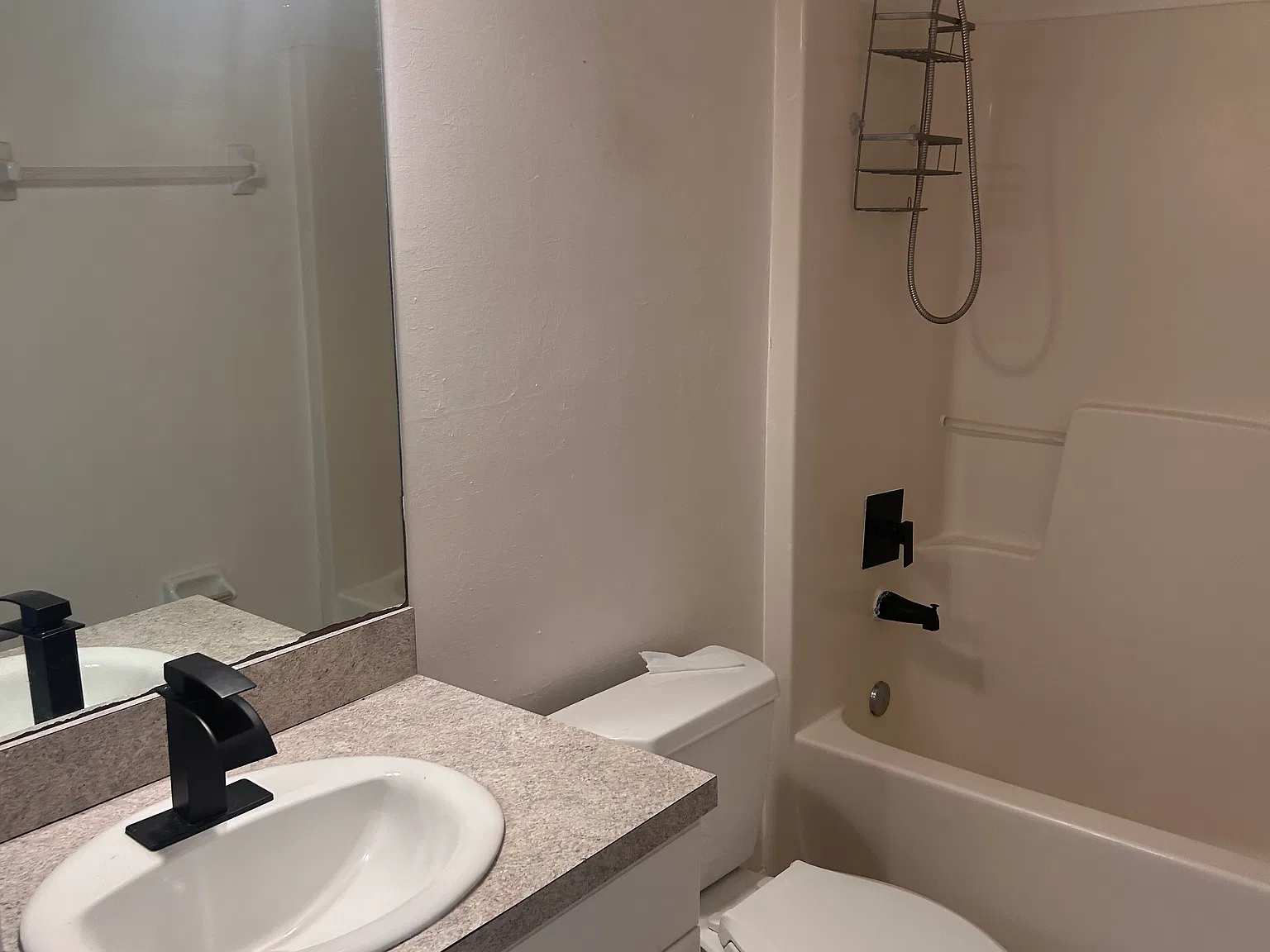 3 bed, 1179 sqft, $1,400 — Photo 4