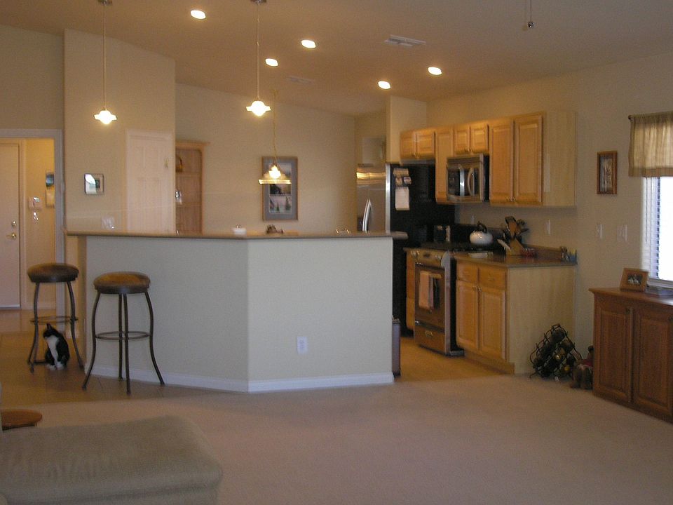 Totally upgraded kitchen w/Kitchen Aid appliances