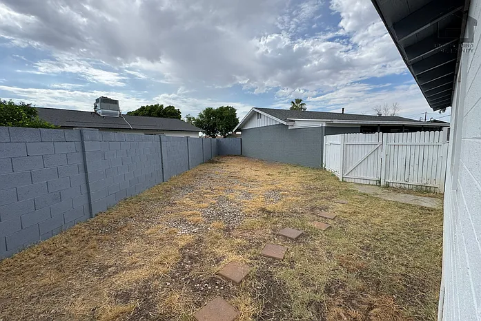 232 W Gail Dr #2 — Photo 18
