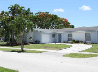 9301 SW 104th Ct, Miami, FL 33176