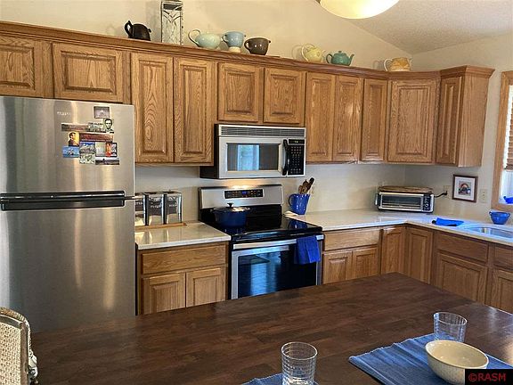 5th image of 232 Heron Dr