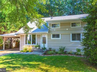 822 Bowie Rd, Rockville, MD 20852