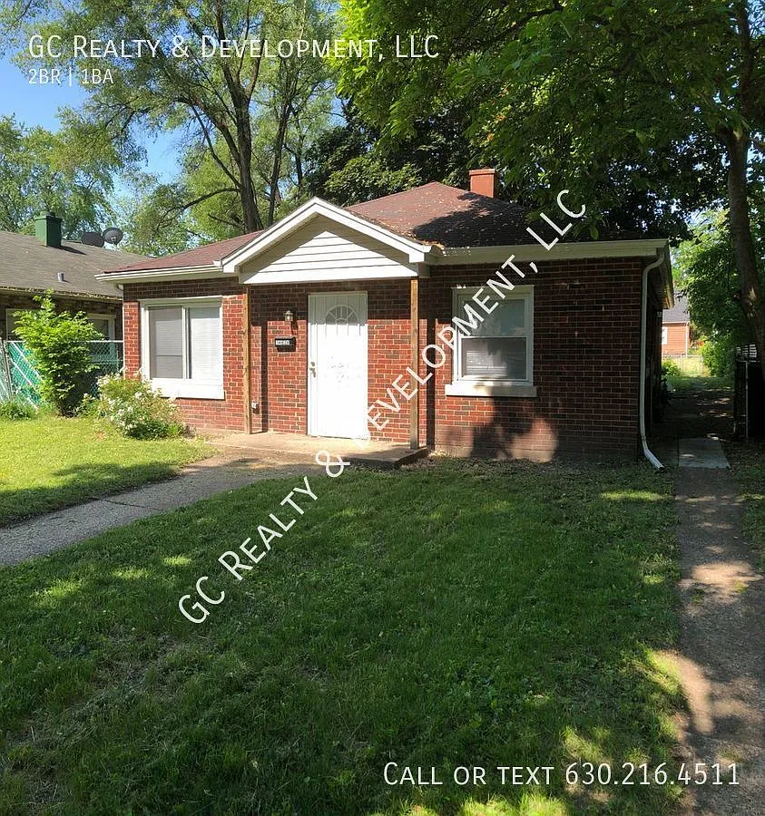 14828 Oak St photo 1