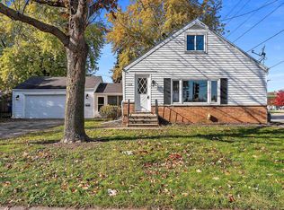 1721 Wisconsin St, Oshkosh, WI 54901