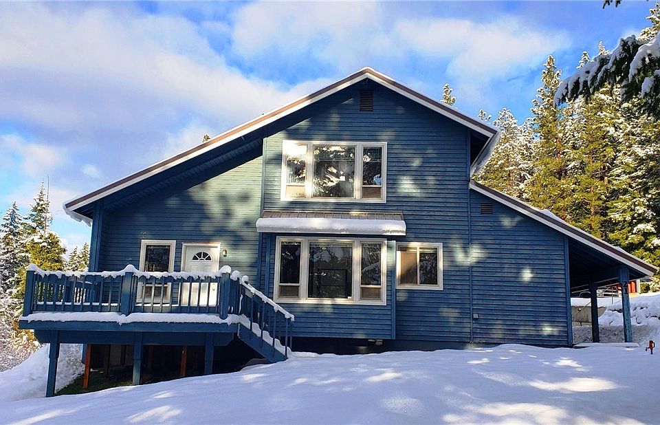 Enjoy all the fun the four seasons of upper Kittitas county has to offer in this lovely home nestled on almost 2 acres of sheer privacy. Snowmobile right out your back door. Close to Cle Elum Lake for the ultimate summertime experience too!