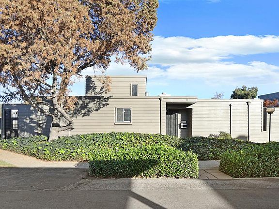 2nd image of 6816 Cumberland Pl