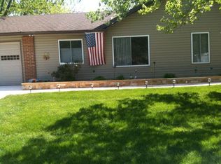 768 Sugarland Run Dr, Sterling, VA 20164