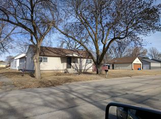 356 W 3rd St, Superior, NE 68978