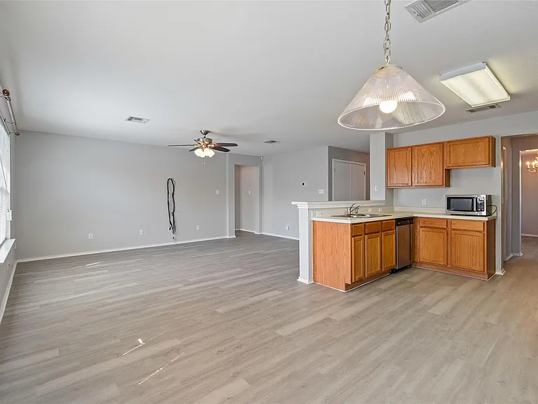 13413 Constellation Dr — Photo 6