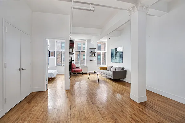 Sold by Compass | media 1