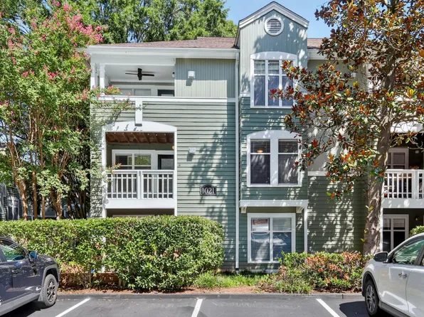 1021 Nicholwood Dr APT 201, Raleigh, NC 27605