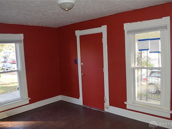 2nd image of 53 S Monmouth St