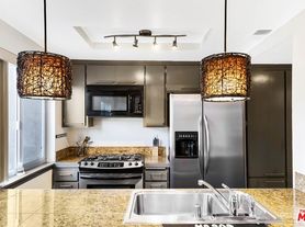 2230 N Indian Canyon Dr E, Palm Springs, CA