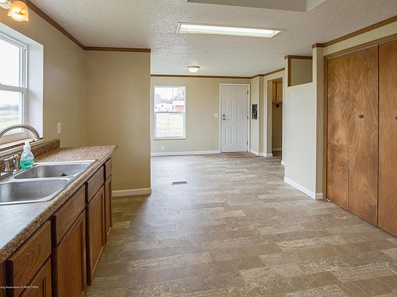 5th image of 14190 Sunfield Hwy
