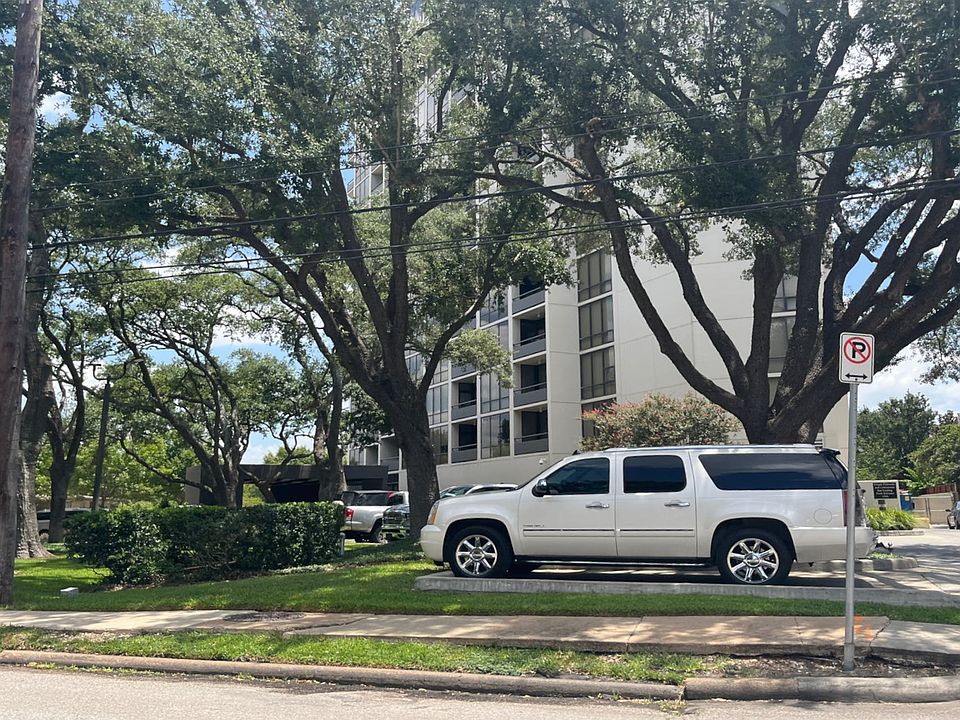 1st image of 1111 Bering Dr