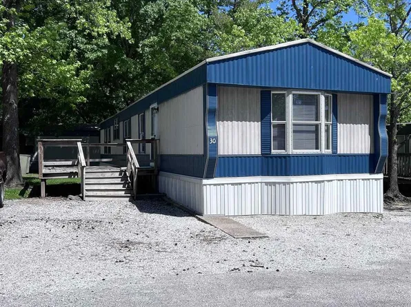 30 Timber Holw, Carbondale, IL 62901
