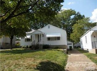 10680 Saint Augustine Ct, Saint Ann, MO 63074