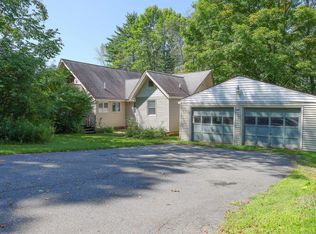 762 East Rd, Cornish, NH 03745