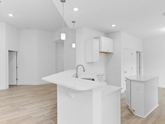 4th image of 3585 Loblolly Square
