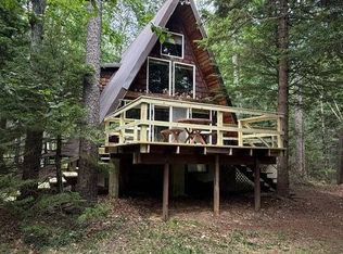 137 Shady Pine Ln, Pocono Lake, PA 18347