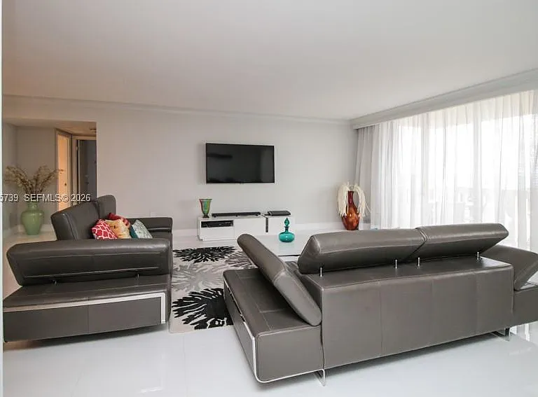 9801 Collins Ave #9W — Photo 7