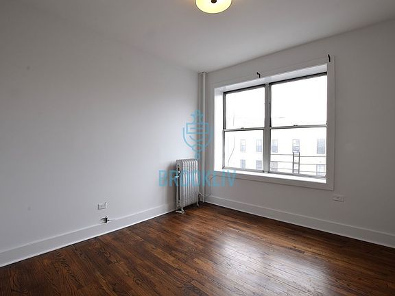 4th image of 2568 Bedford Ave APT 3D