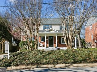 2406 Cameron Mills Rd, Alexandria, VA 22302