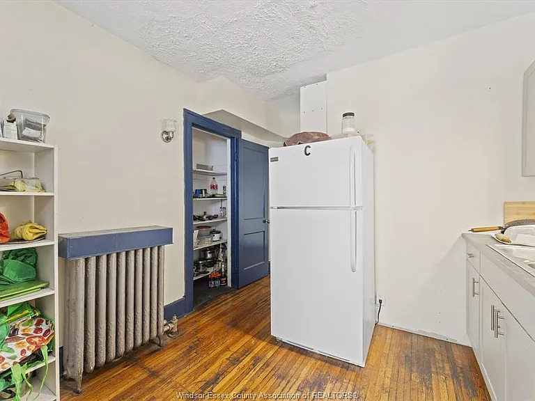 3060 Sandwich St #1 — Photo 15