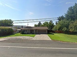 355 S Main St, Prineville, OR 97754
