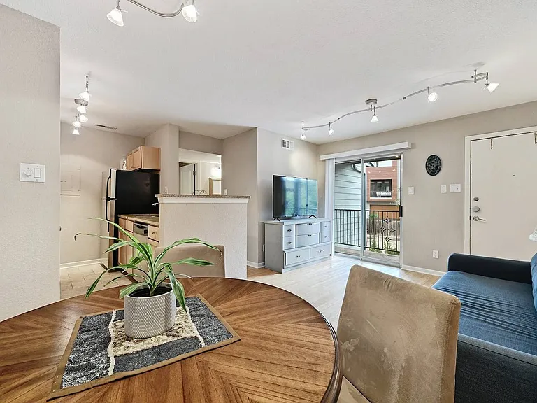 3204 Menchaca Rd #416 — Photo 5
