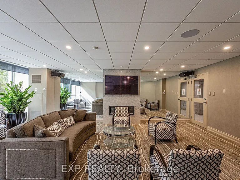 7250 Yonge St #1709 — Photo 24