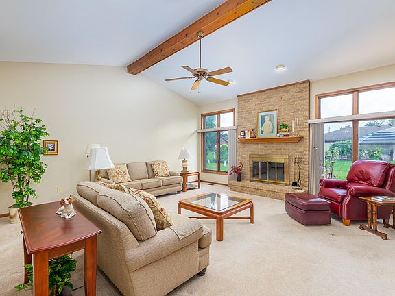 4th image of 34558 Navin Ct
