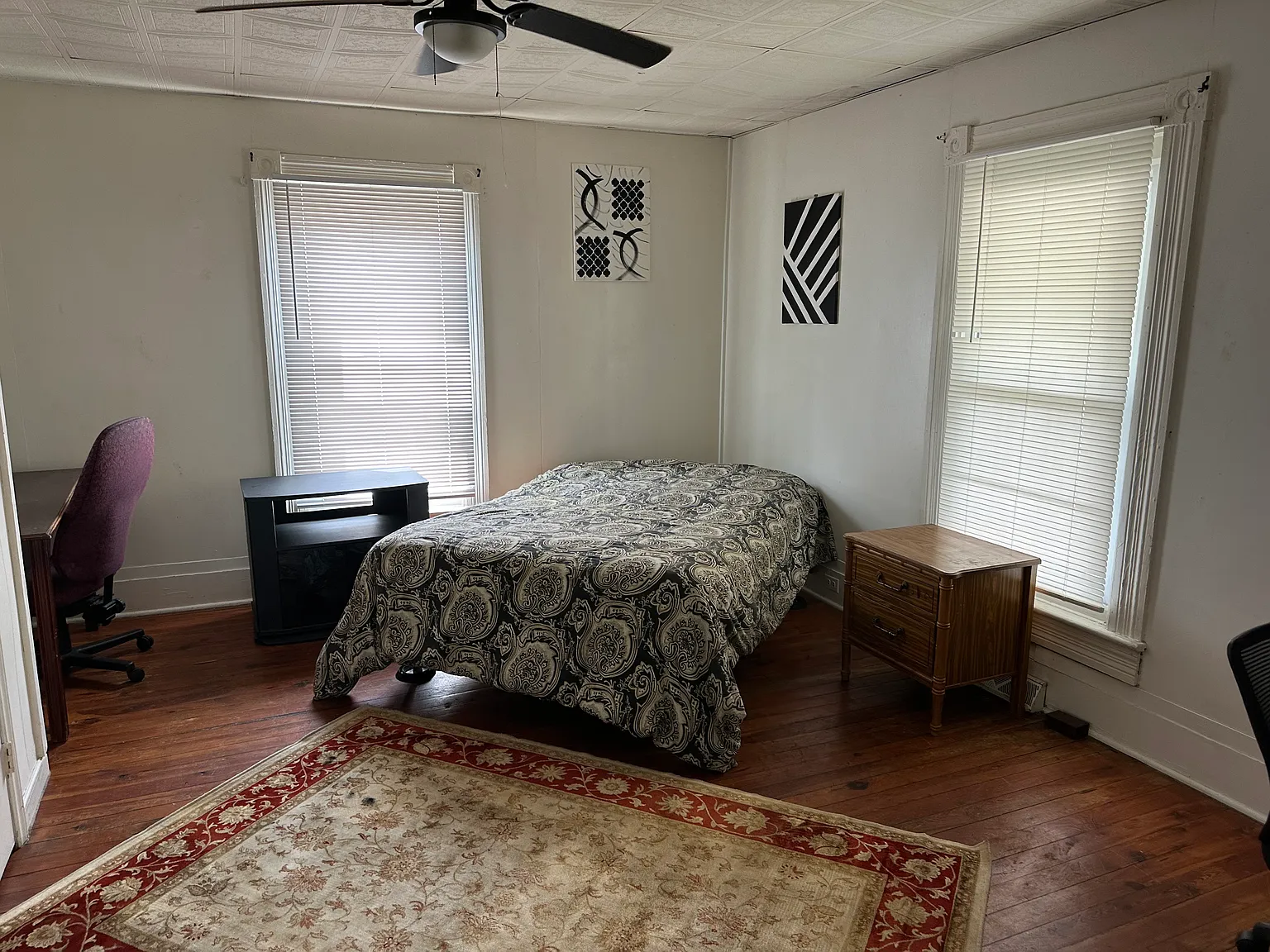 5 bed, $500 — Photo 2