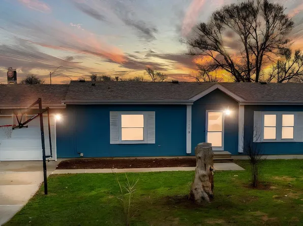 1130 SW 21st Ct, Lincoln, NE 68522