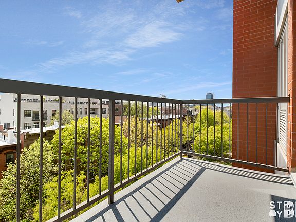5th image of 333 Greene Ave #4E