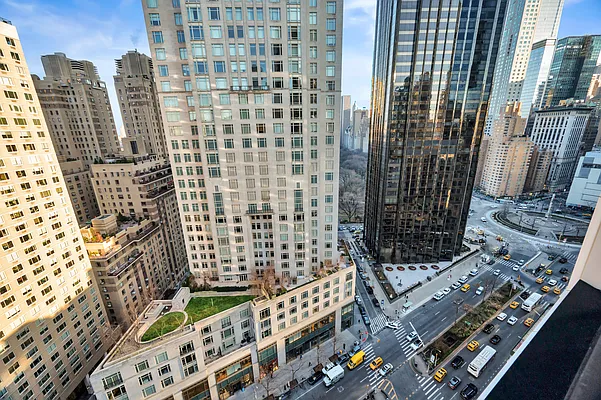 Rented by Douglas Elliman | media 33