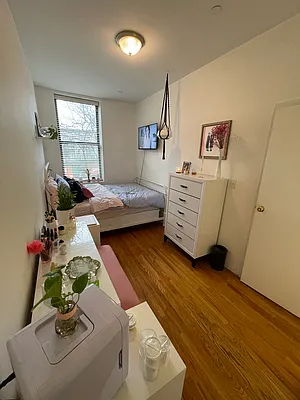 Rented by Smart City Real Estate LLC | media 15