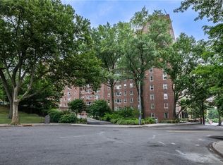 60 Knolls Cres APT 2C, Bronx, NY