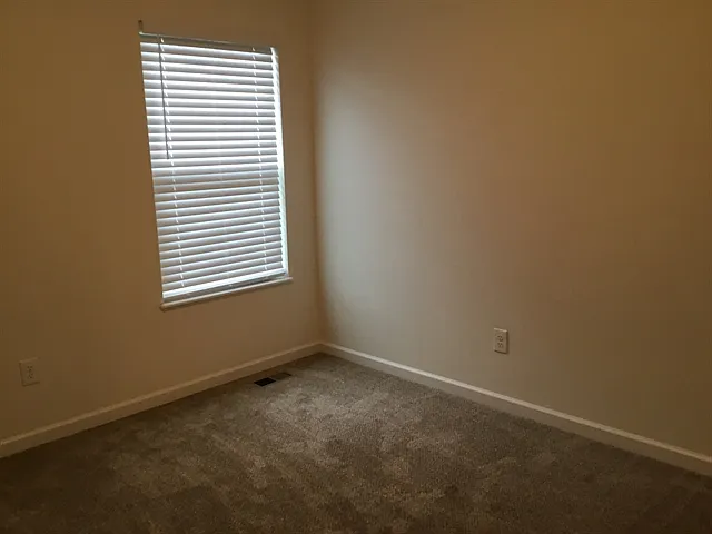 881 Orwell St — Photo 13