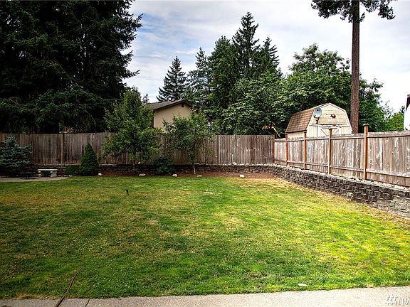 4th image of 15704 15th Avenue Ct E