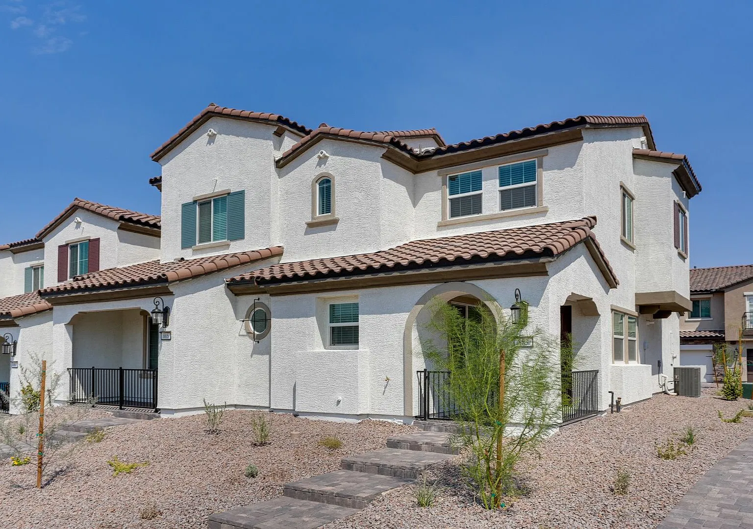 3 Bedroom 2.5 Bath Home In Cadence — Photo 3