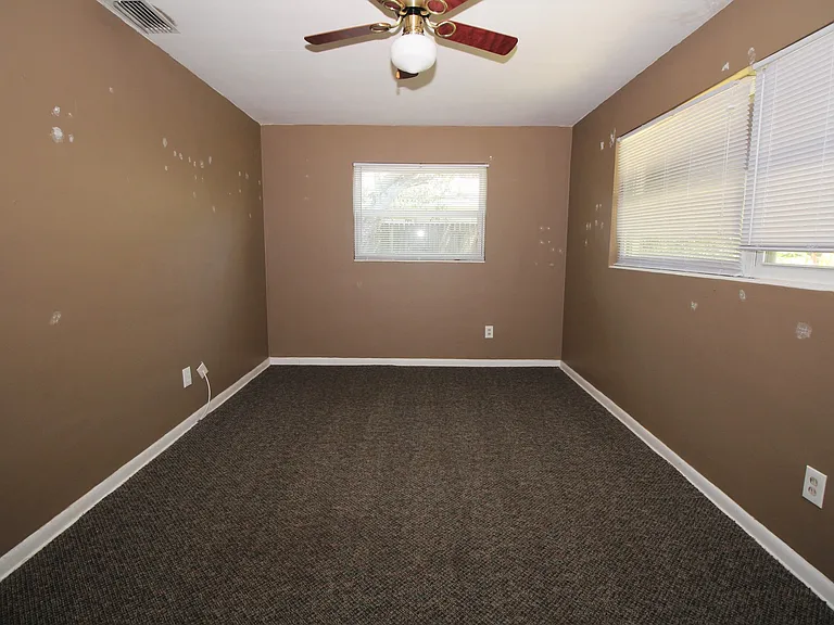 1309 Viewtop Dr — Photo 9
