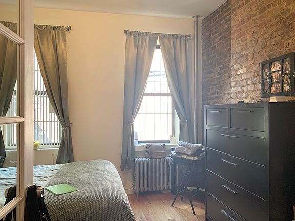 4th image of 221 E 5th St #10A