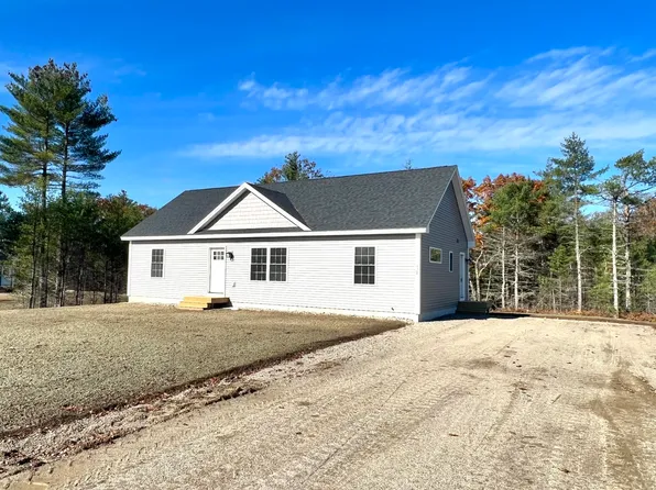 18 Estes Drive, Standish, ME 04084