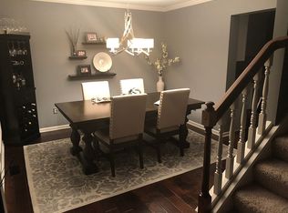 1 Caldwell Dr, West Seneca, NY 14224