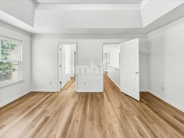 4134 Robinwood Dr — Photo 13