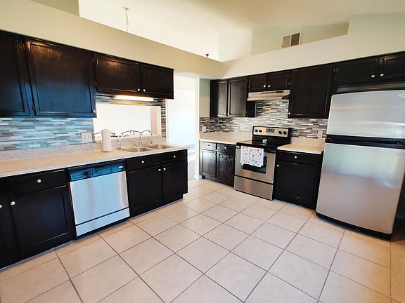 2nd image of 8502 Fort Thomas Way