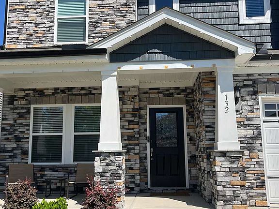 5th image of 132 Acorn Grove Rd