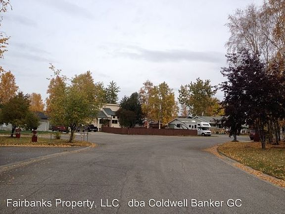 2nd image of 3283 Jefferson Dr